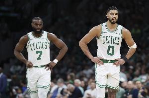 小里弗斯：双探花现在都是头牌 不是詹欧那种更像第一年的詹韦-NBA资讯
