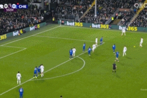 还是没守住！希门尼斯头球破门，富勒姆1-0领先十人切尔西