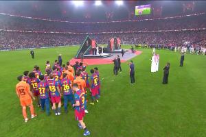 皇马方面回应不为巴萨列队：是应西足协要求，避免挡住摄像机