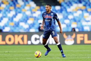 小胡安：孔蒂抗议并吃红牌？他有自己的个性，他激励我们做得很好