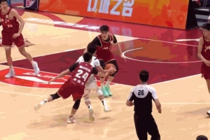 扣爽了！浙江抢断张洪硕反击一条龙双手暴扣&切入再扣