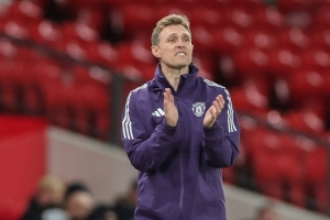 弗莱彻：杯赛出局还有欧冠资格可以争，曼联没赢我比任何人都失望