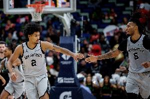 哈珀&卡斯尔合计16中2！巴恩斯：这是在好球队获上场时间的一部分