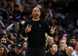 乌度卡：我们打得很敷衍 防守毫无纪律性 细节上的疏忽反噬了自己