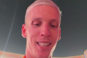 奥尔莫寄语球迷：又拿到一个冠军，我们将继续追逐更多奖杯