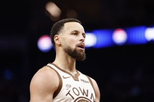 徐静雨：勇士目前关键要交易掉追梦&巴特勒 让库里和年轻队员搭档