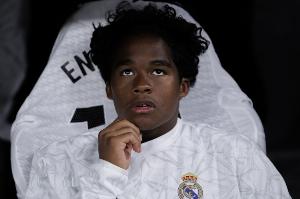 罗马诺：皇马能在未来一周召回恩德里克，阿韦洛亚需作出决定