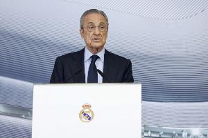 记者：皇马在西超杯对阵巴萨踢得像小球队，弗洛伦蒂诺非常生气