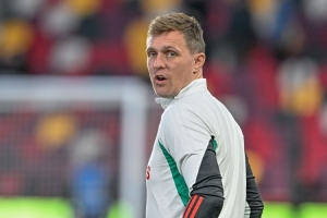 曼联官方：感谢弗莱彻，他将继续担任曼联U18主教练