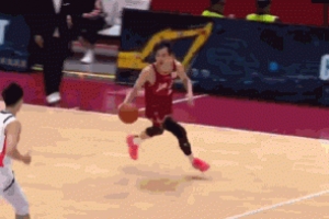 内外开花！约克里突外投个人连拿7分 浙江开场9-0打停广州