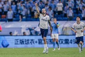 直播吧：中甲劲旅广州豹签下29岁前三镇外援图多列