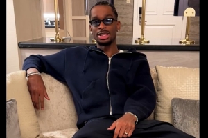 亚历山大回答中国球迷的10个问题：如何保持冷静 至今最难忘一球