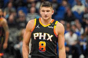 犯规25-15！太阳阿伦：活塞在禁区里打球 他们做到了防守时不犯规