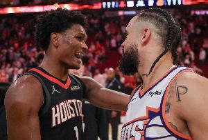 阿门：狄龙帮助改变了火箭的球队文化 他就像我大哥一样