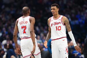 铁到夸张！火箭连续7场出手20+三分但命中率均低于30% 历史首队