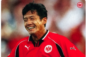 杨晨迎52岁生日，前东家法兰克福晒旧照送上生日祝福🎂