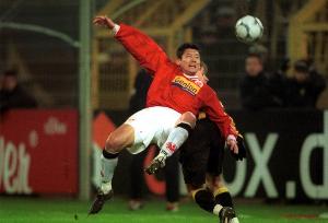 杨晨52岁生日，FIFA祝福：以双脚探路，点亮后来者望向远方的目光