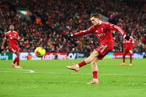 维尔茨：今天皮球就是不想再次钻进球门 我与队友配合更加默契了