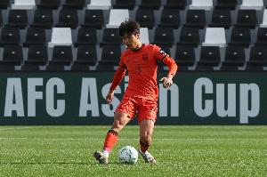 苗原：辽宁铁人很想要贺一然，一直想办法说服长春亚泰放人