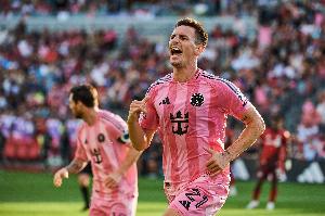 迈阿密高层：与塞尔塔达成协议，阿连德将在2026年继续为我们效力