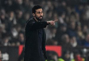 罗马诺：皇马相信阿韦洛亚能扭转局面，爆冷输西乙队责任不在他