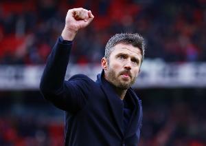 TA记者：曼城以0-2落败都算是走运；曼联的秩序有了些许恢复