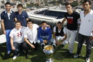 09年砸2.6亿！阿韦洛亚加盟皇马的那年夏窗：C罗+卡卡+本马+龙哥