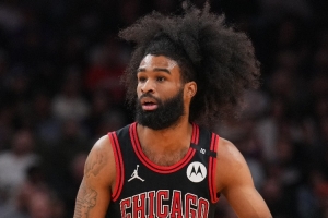 科比·怀特：不可能每晚投进7记三分 所以要相信平时的训练与直觉