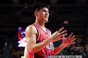 媒体人：陈国豪身背“回避条款” 对老东家北控只能打一节