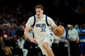 次节独得11分！弗拉格半场8中6高效拿下13分4板2助1断 正负值+26