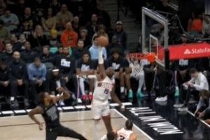 篮球火发来邀约！马威篮下起飞抓帽克拉克斯顿