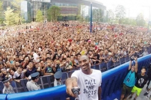 追梦：我去过中国很多次 没见过哪个球员能像科比这样让观众疯狂