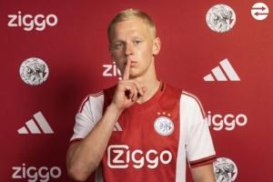 合同今夏到期！天空：贾府想永久签津琴科，或付阿森纳较低转会费