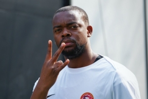 奋进·2026 冬训图集｜新援集体亮相 姆本扎精神抖擞