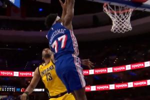 打印出来贴在卧室！VJ·埃奇库姆中路起飞后仰隔扣布拉德利☠️