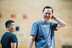 媒体人：张德贵是CBA德安东尼？天津进攻&三分第一 丢分倒数