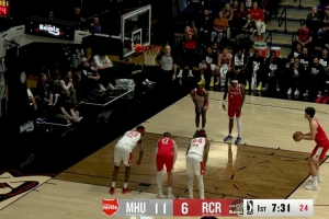 冲击力十足！杨瀚森掩护顺下 接球起飞要扣造成杀伤&罚球命中