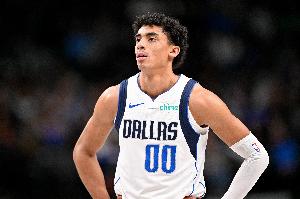 本季200+三分出手命中率最高！媒体人：克里斯蒂朝一流3D方向走去