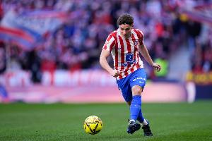 记者：欧洲多家豪门关注小蜘蛛情况，巴萨本月与球员团队初步会谈