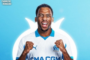 罗马诺：昆滕·廷伯、恩瓦内里将在周三同天抵达马赛